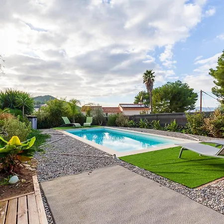 别墅 Bas De Piscine 150m De La *