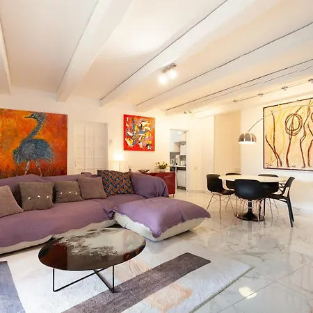 Bas De Piscine 150m De La וילה *