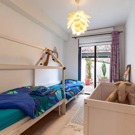 别墅 Bas De Piscine 150m De La *