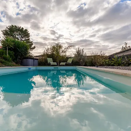 Bas De Piscine 150m De La סן-סיר-סור-מר