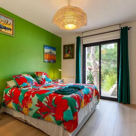 וילה Bas De Piscine 150m De La *